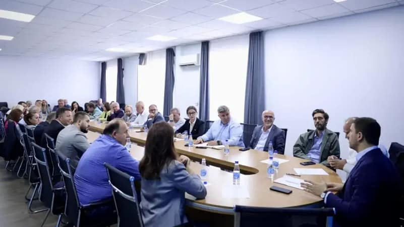 PDK-ja i përgjigjet Muratit: Ku janë mbi 600 milionë euro të BE-së që s’po merren për shkak të sanksioneve?