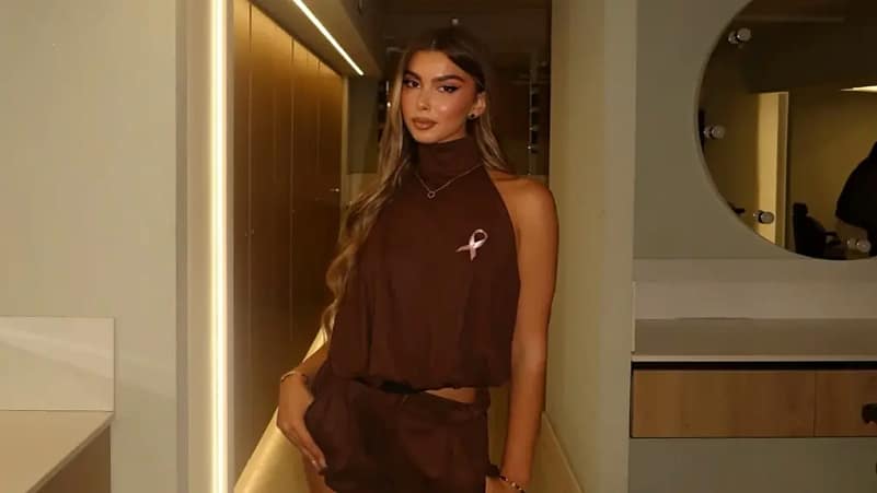 Françeska Rustem mahnit në Instagram me pamje elegante dhe provokuese