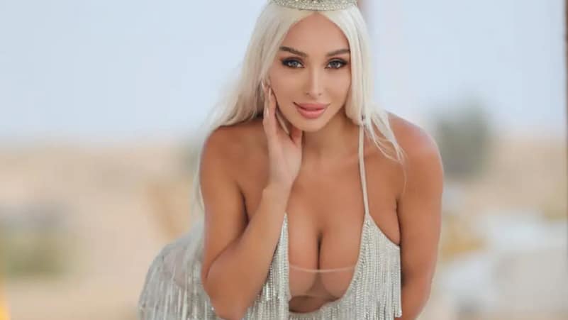 Daniella Chávez ndez Instagramin me kostume provokuese të frymëzuara nga Toy Story