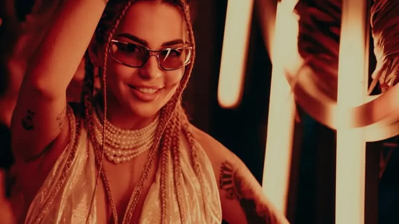 Mikela Pupa rikthehet me pamje të re në Instagram, premton intervistë pa filtra