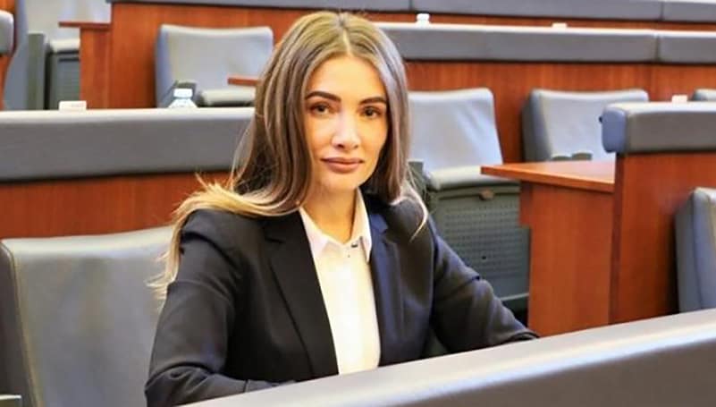 Musliu-Shoshi e quan Kurtin ‘nomad’ politik