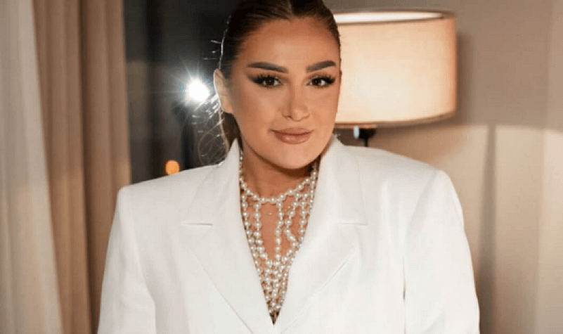 Adelina Hasani kujton të atin me një dedikim prekës: “Do ta kisha rrotulluar botën për një përqafim”