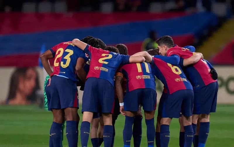 Frenkie de Jong firmos afatgjatë me Barcelonën dhe zbulon përpjekje të brendshme për ta shitur