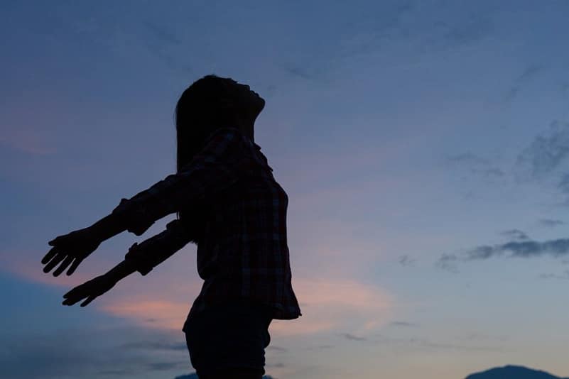 Si të menaxhoni ndjenjën e mbingarkesës: 7 strategji që funksionojnë