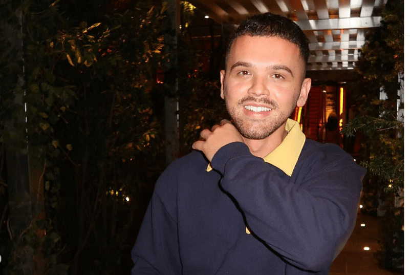 Yll Limani ushtron të drejtën e votës dhe u bën thirrje qytetarëve të votojnë