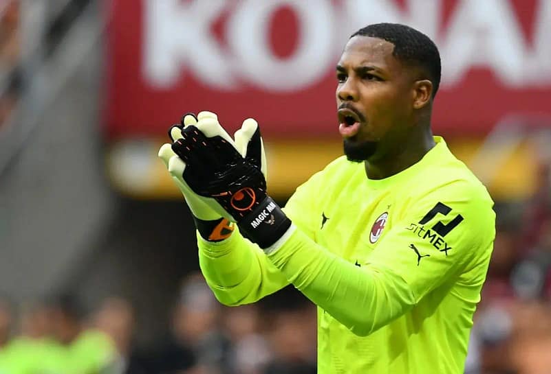 Chelsea në garë për Mike Maignan: Milani peshon shitjen e portierit